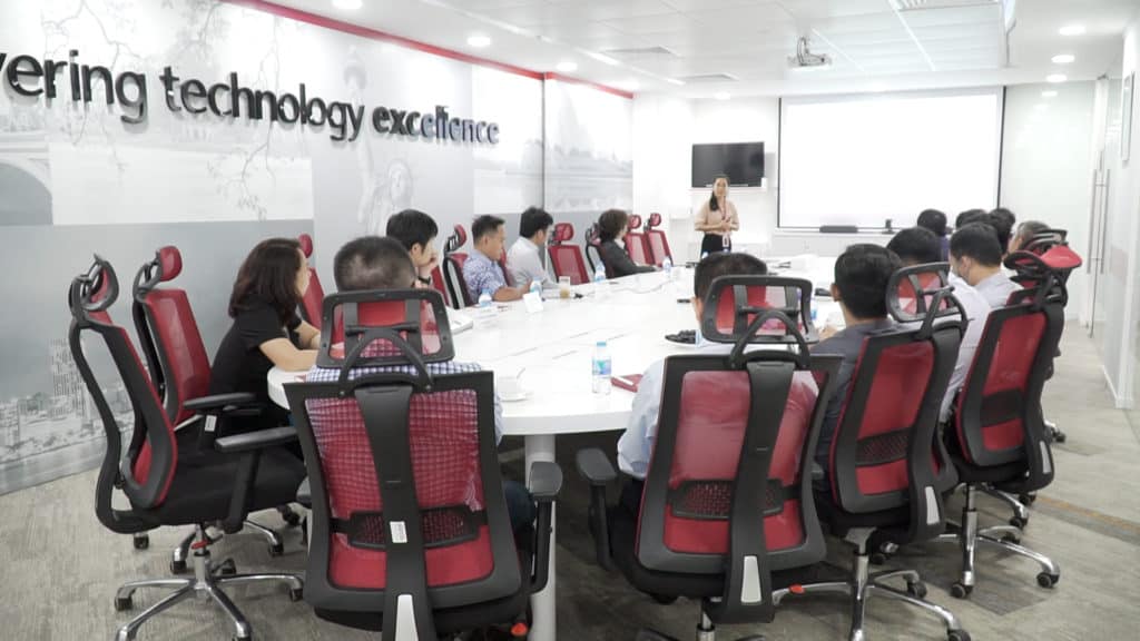 chi loan in ms meeting x